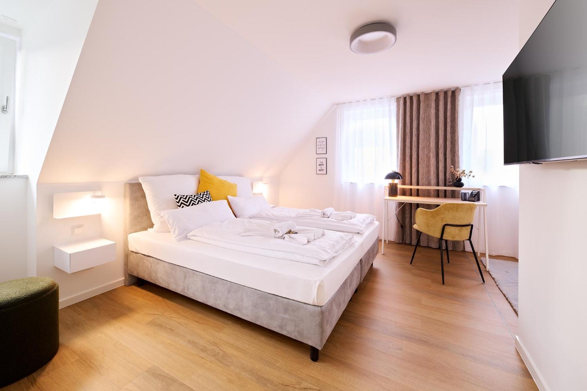 Xzllenz - 4 Schlafzimmer, Zentral, Parken, U-Bahn, 2 Baeder, 4 Smart-Tv, Optional Einzelbett Nürnberg Exteriör bild
